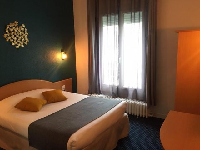 Hotel Le Progres Angers Exterior foto